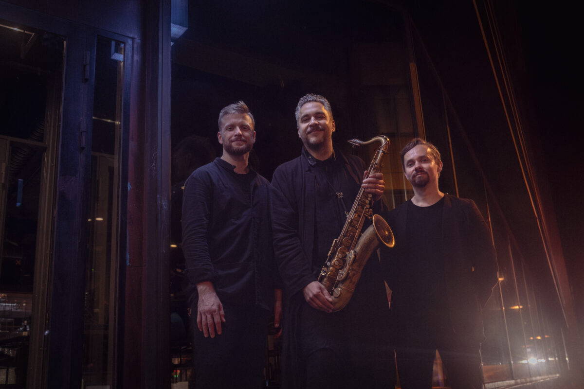 Bild på Timo Lassy Trio