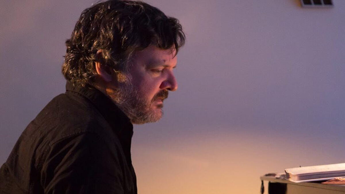 Bild på Jon Cowherd Trio with Tony Scherr & Brian Blade