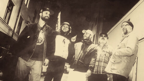 Bild på Titta En Pyramid